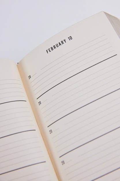 Canvas One Line A Day: A Five-Year Memory Book