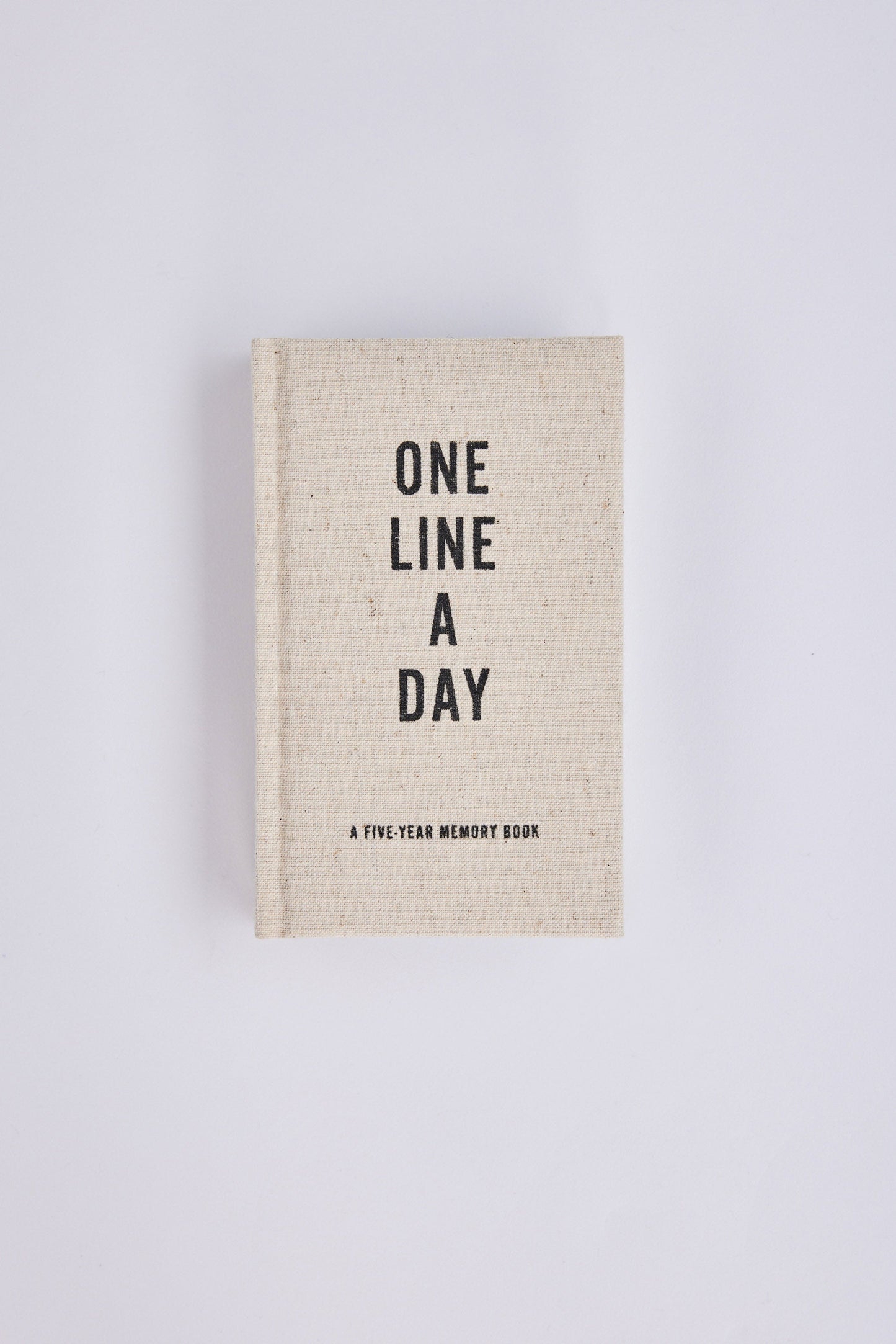 Canvas One Line A Day: A Five-Year Memory Book