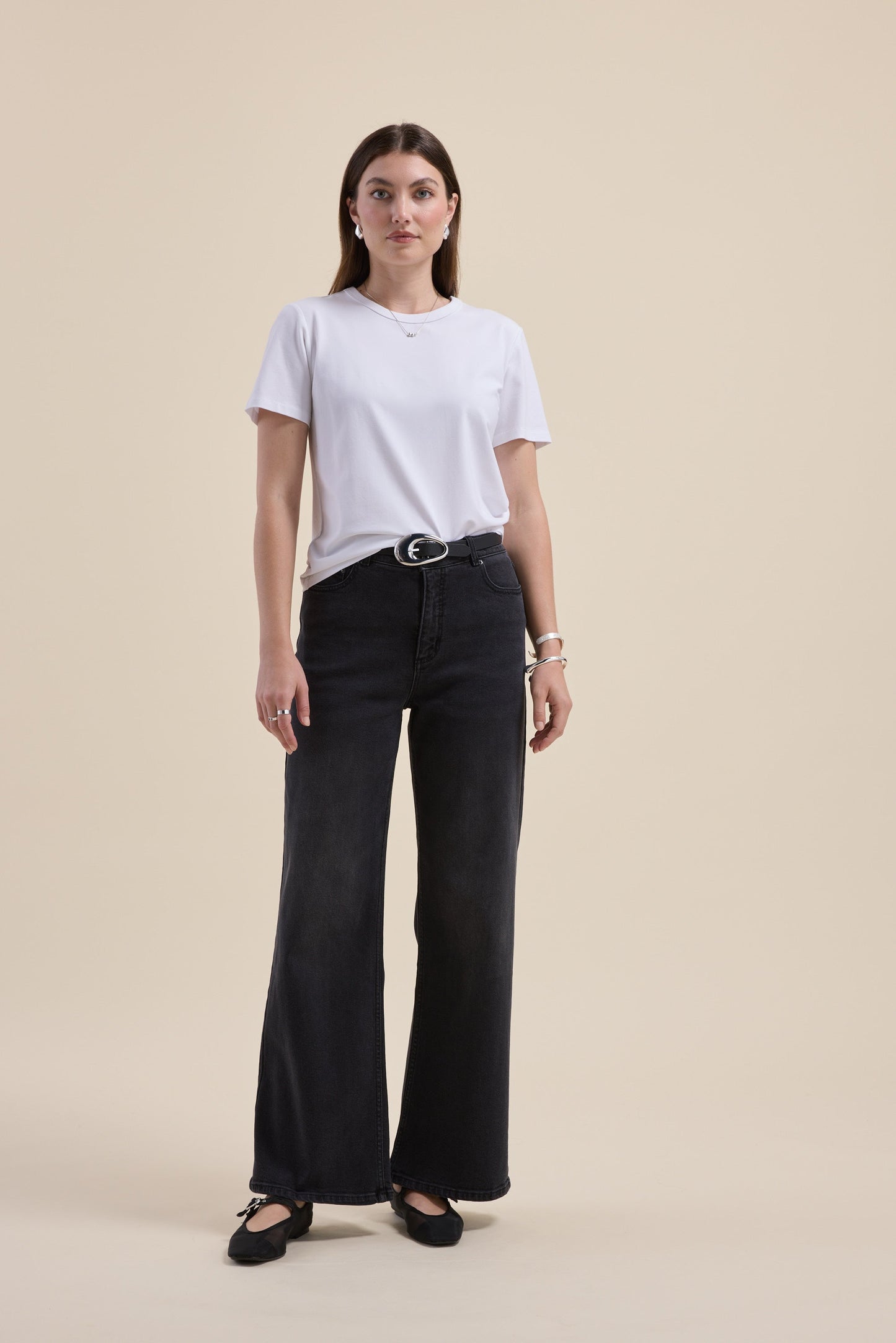 The Mid Rise Wide Leg Jeans