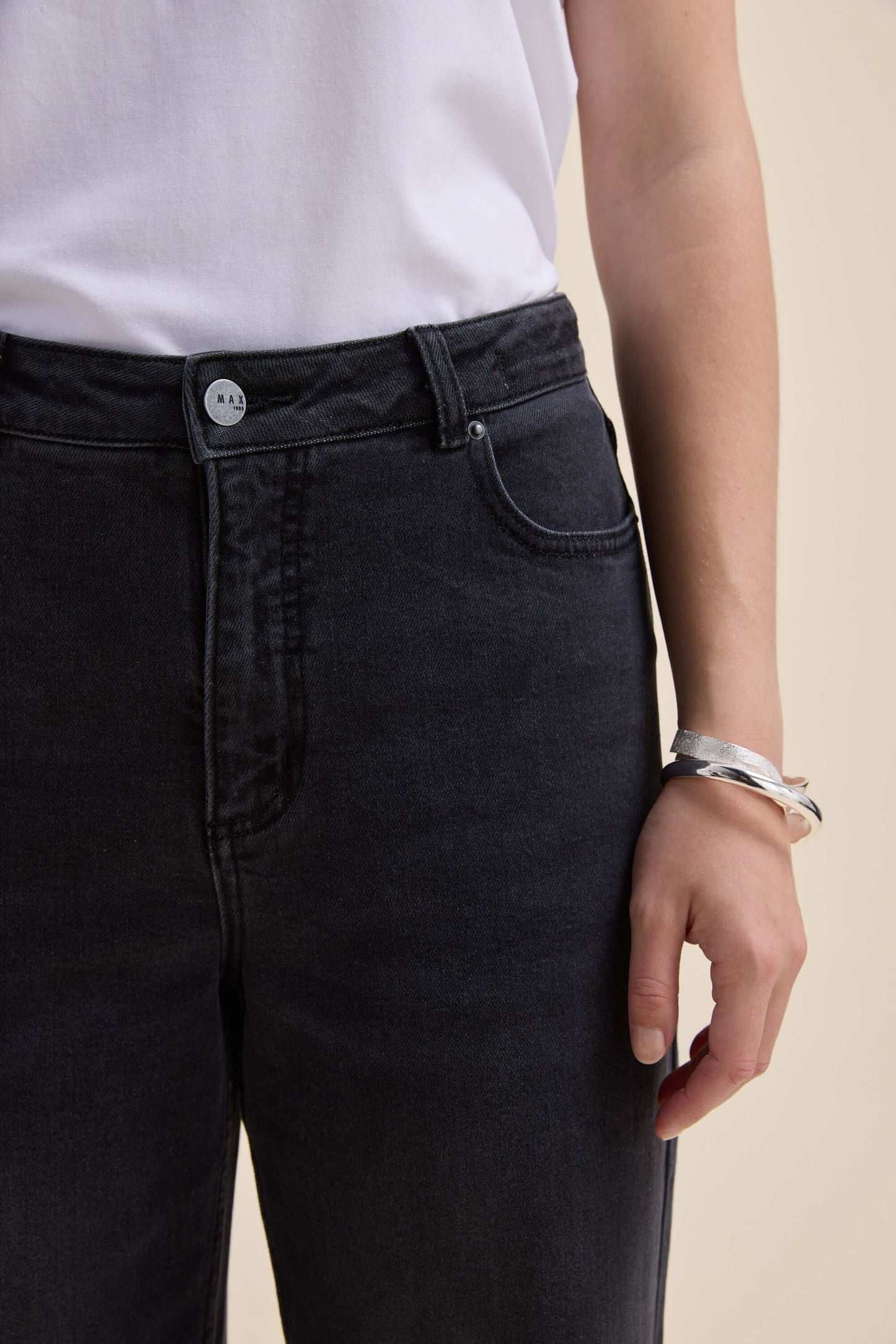 The Mid Rise Wide Leg Jeans