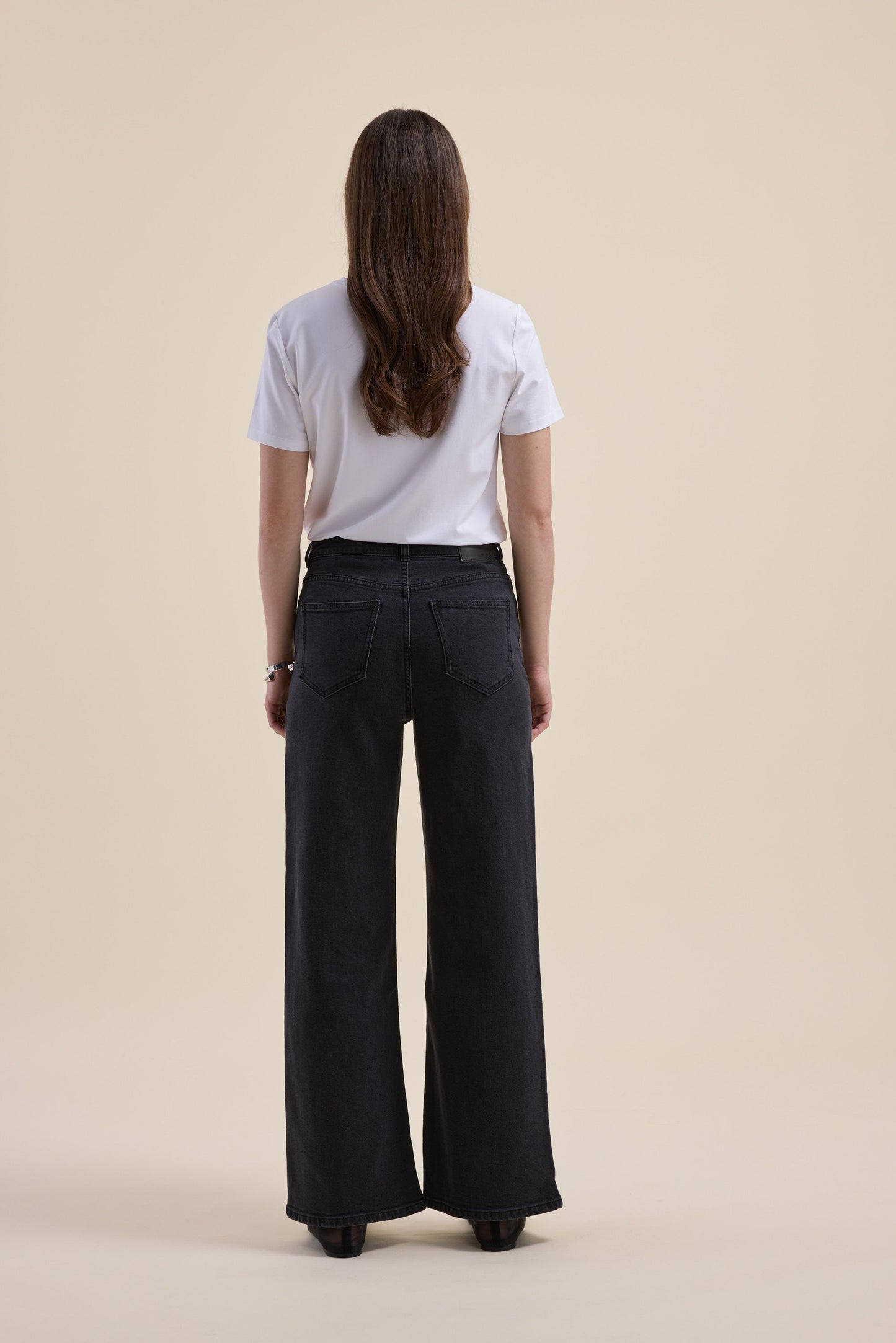 The Mid Rise Wide Leg Jeans