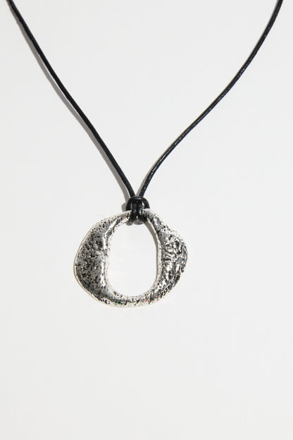Bela Sonder Lisse Necklace