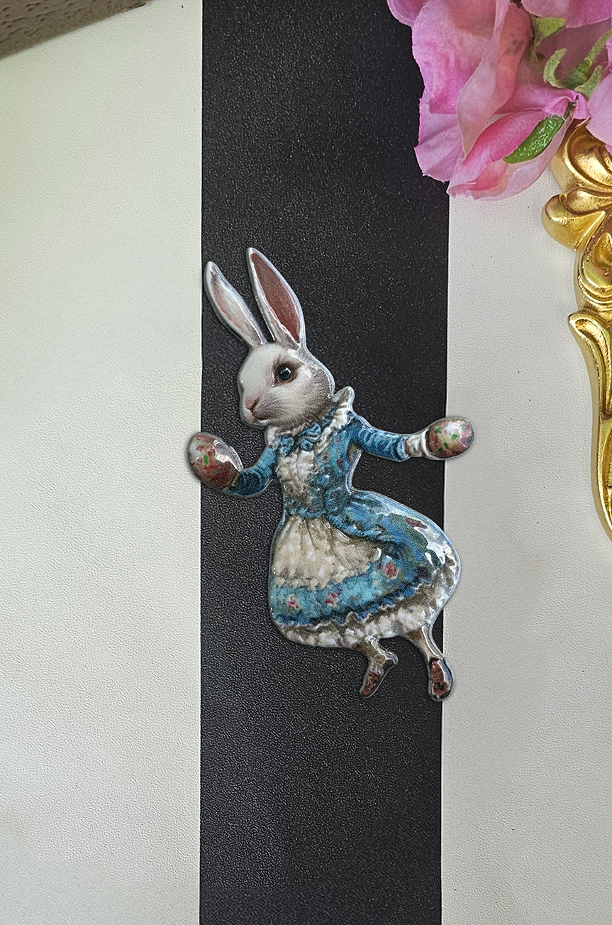 Once Upon A Time Follies Brooch