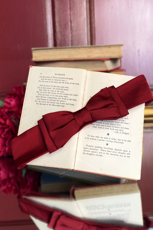 D'Amour Follies Petite Bow Belt (Burgundy)