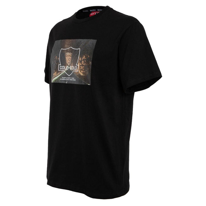 Polera Colo Colo Urbano "Valiente y Fuerte" Negra